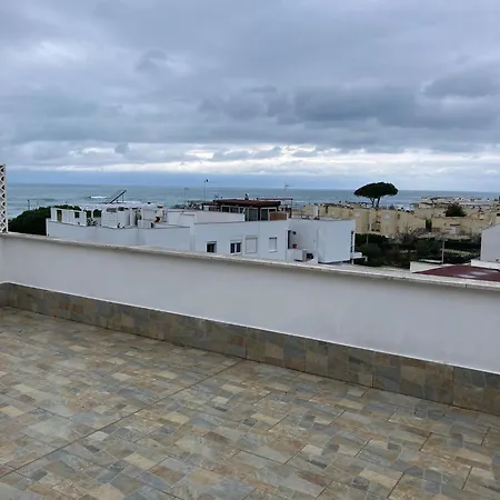 Con Terrazza Sul Mare Apartment
